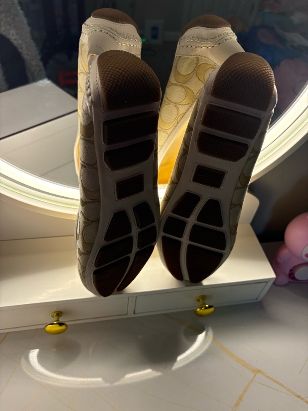 Coach Cream & Light Khaki Signature Ballet Flats with Gold Accent - Picture 6 of 16